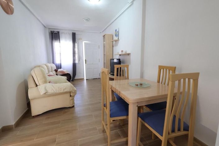 Image No.6-2 Bed Villa for sale