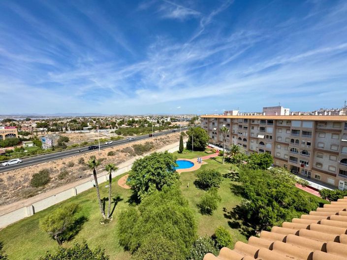 Image No.26-Appartement de 2 chambres à vendre à Torrevieja