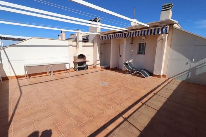 Image No.28-2 Bed Apartment for sale
