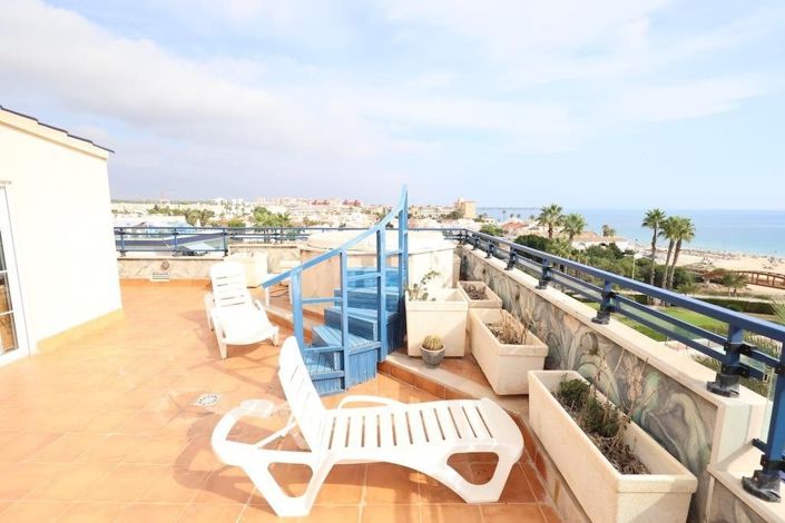 Image No.24-3 Bed Apartment for sale