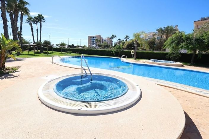 Image No.28-3 Bed Apartment for sale