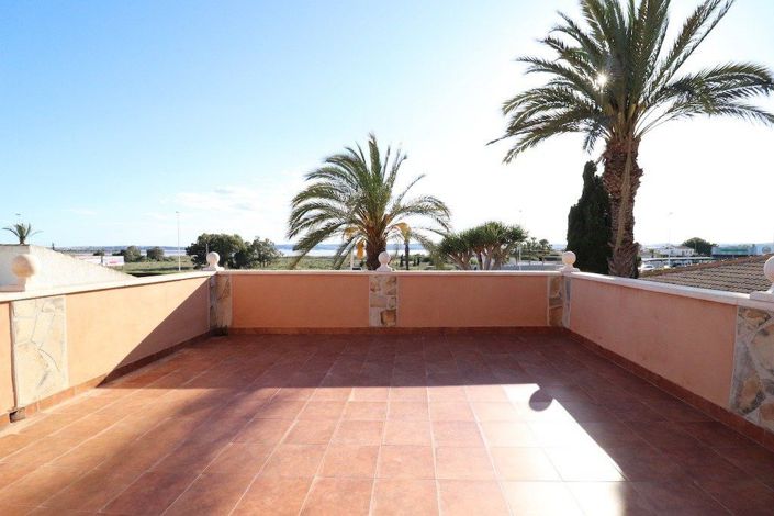 Image No.36-Villa de 5 chambres à vendre à Torrevieja