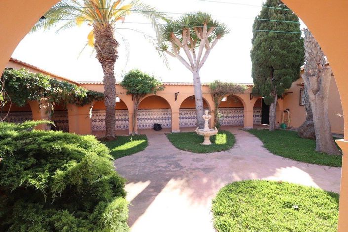 Image No.40-Villa de 5 chambres à vendre à Torrevieja