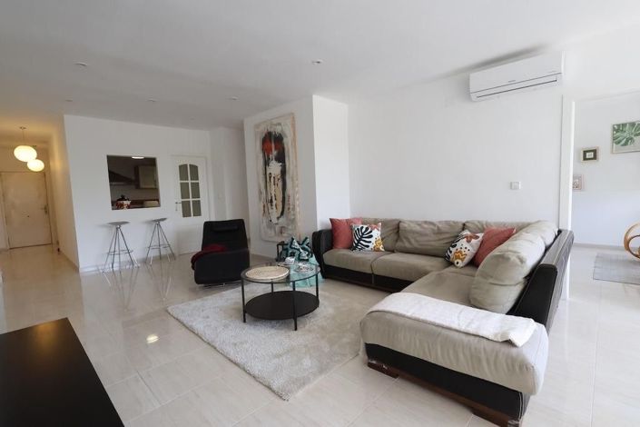 Image No.10-3 Bed Apartment for sale