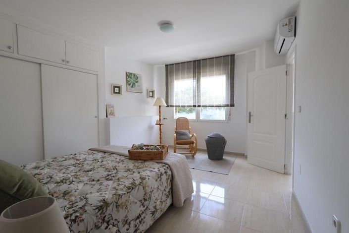 Image No.17-3 Bed Apartment for sale