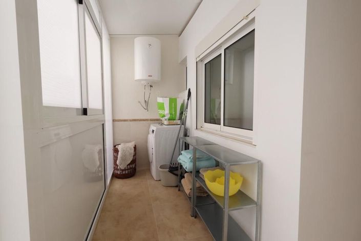 Image No.24-3 Bed Apartment for sale