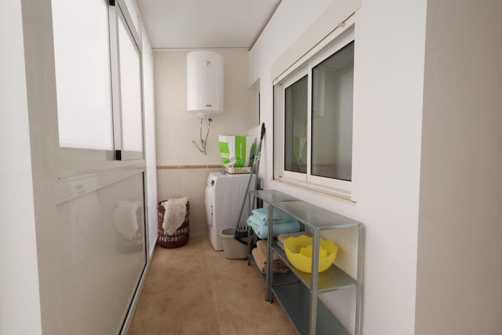 Image No.24-3 Bed Apartment for sale