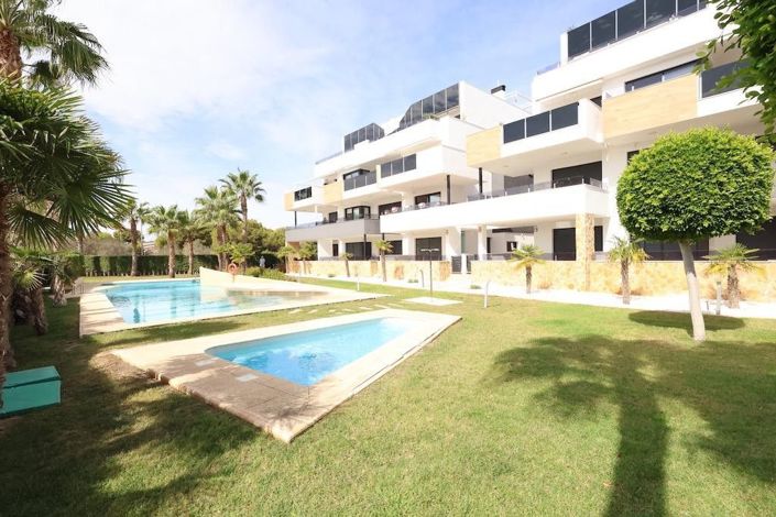 Image No.2-Appartement de 2 chambres à vendre à Orihuela Costa