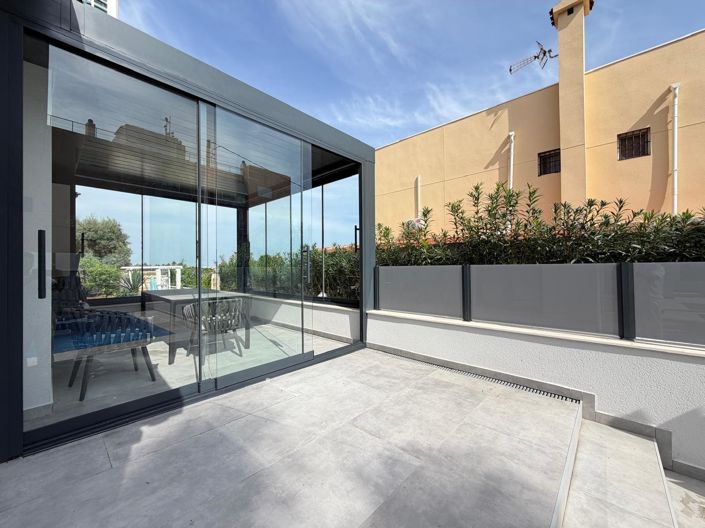 Image No.19-4 Bed Villa for sale