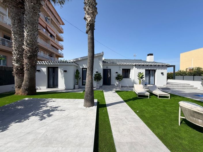 Image No.4-Villa de 4 chambres à vendre à Torrevieja