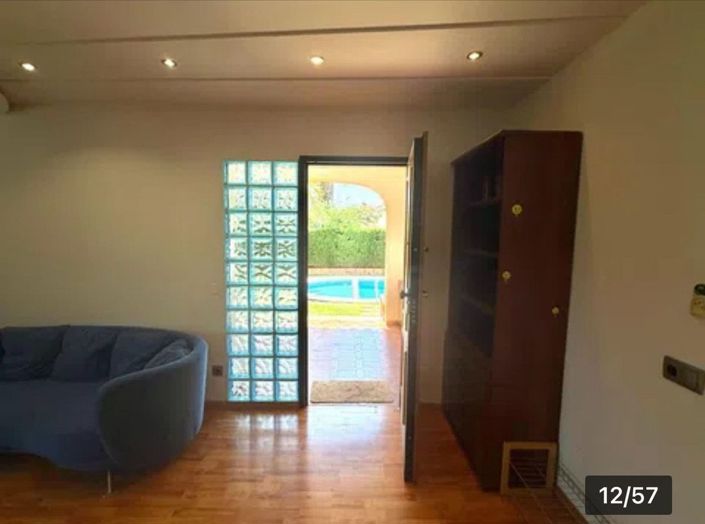 Image No.9-4 Bed Villa for sale