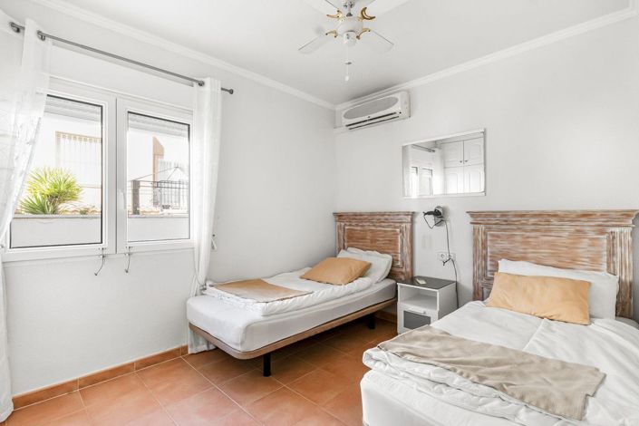Image No.30-8 Bed Villa for sale