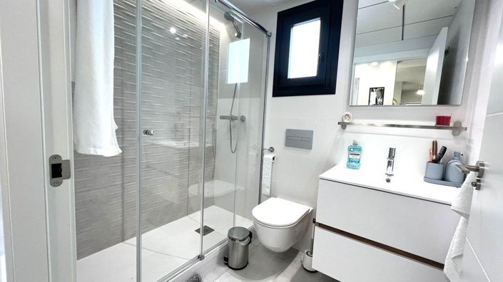 Image No.13-2 Bed Apartment for sale