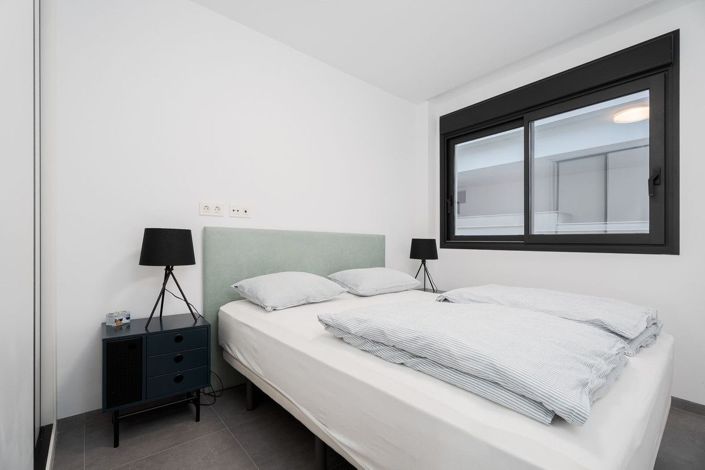 Image No.18-3 Bed Apartment for sale