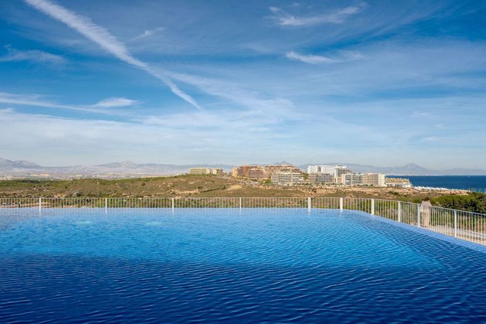 Image No.34-3 Bed Apartment for sale