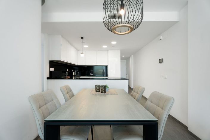 Image No.8-3 Bed Apartment for sale