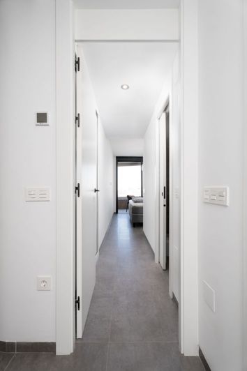 Image No.9-3 Bed Apartment for sale