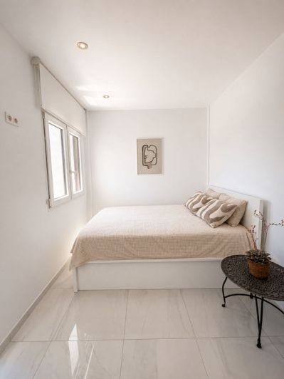 Image No.20-3 Bed House for sale