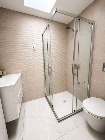 Image No.21-3 Bed House for sale
