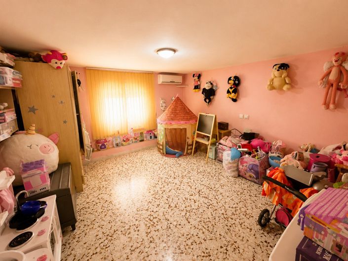 Image No.9-Villa de 5 chambres à vendre à Torrevieja