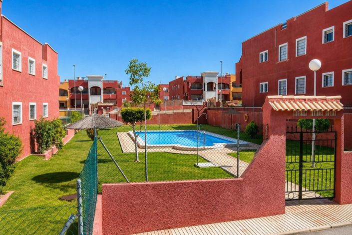 Image No.20-2 Bed Villa for sale