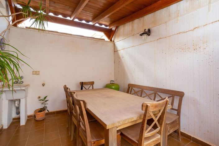 Image No.28-3 Bed House for sale