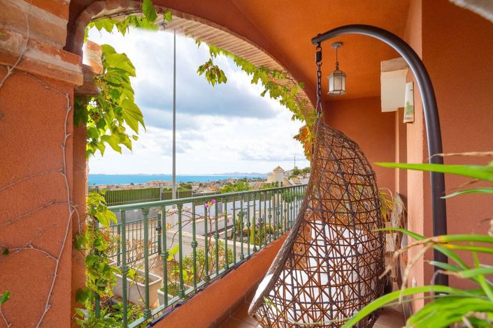 Image No.3-3 Bed House for sale