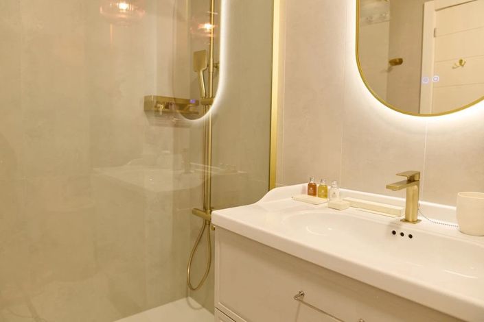Image No.9-2 Bed Apartment for sale