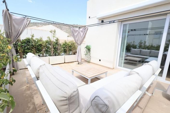 Image No.21-3 Bed Apartment for sale