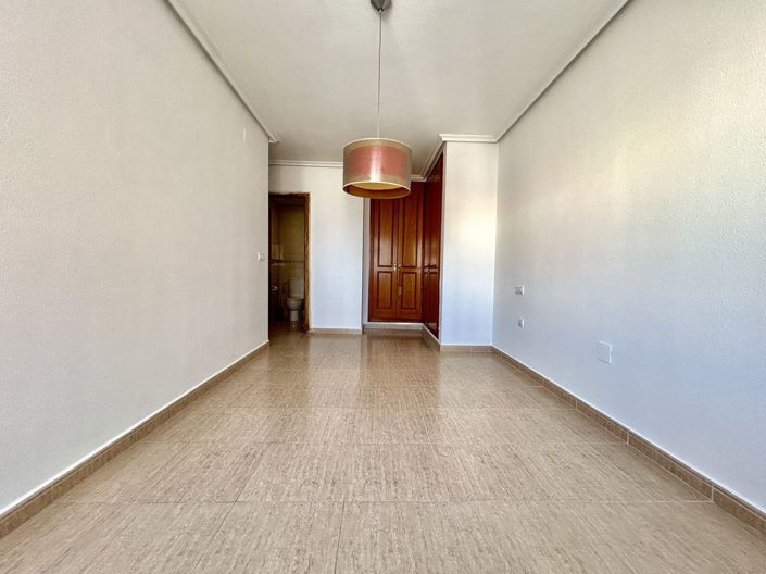 Image No.12-Appartement de 2 chambres à vendre à Torrevieja