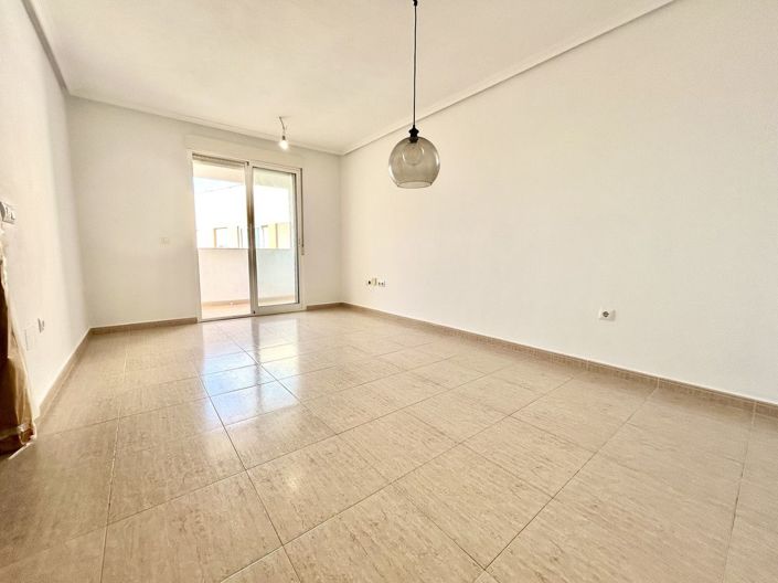 Image No.3-Appartement de 2 chambres à vendre à Torrevieja