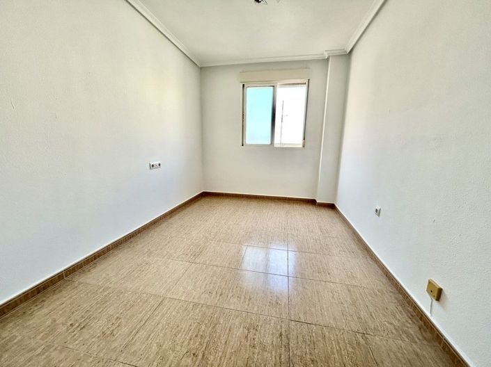 Image No.9-Appartement de 2 chambres à vendre à Torrevieja