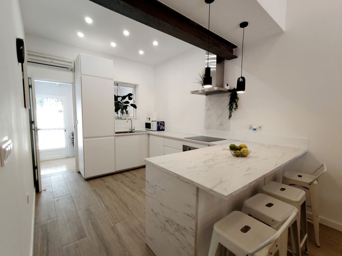 Image No.13-3 Bed Townhouse for sale