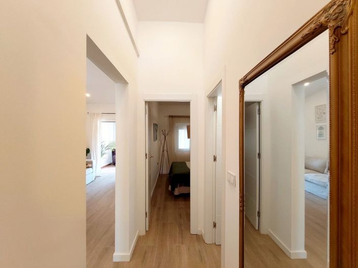 Image No.15-3 Bed House for sale