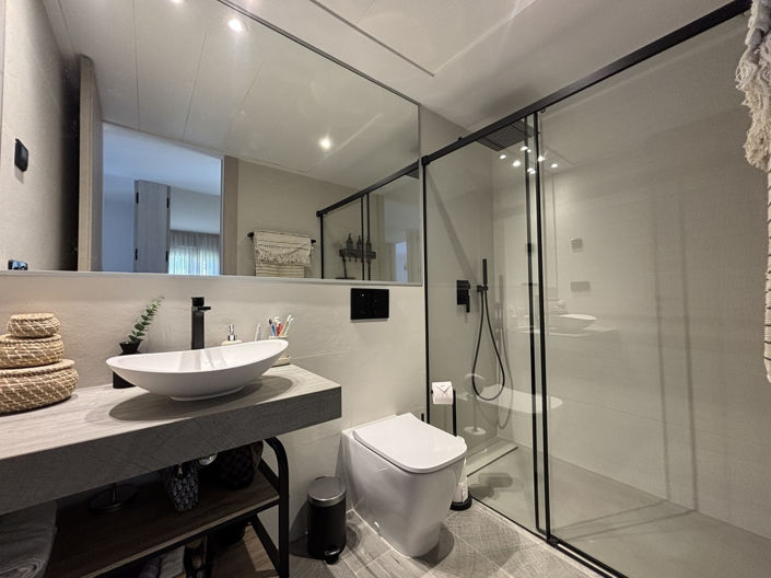 Image No.23-3 Bed Apartment for sale