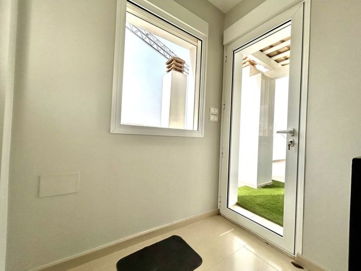 Image No.37-4 Bed Villa for sale
