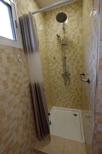 Image No.19-3 Bed House for sale