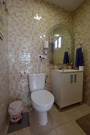 Image No.20-3 Bed House for sale