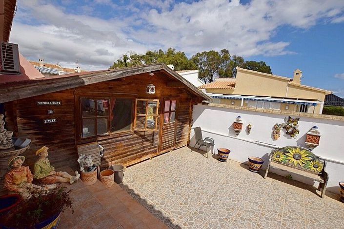 Image No.23-3 Bed House for sale