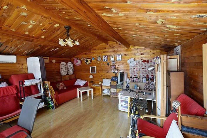 Image No.24-3 Bed House for sale