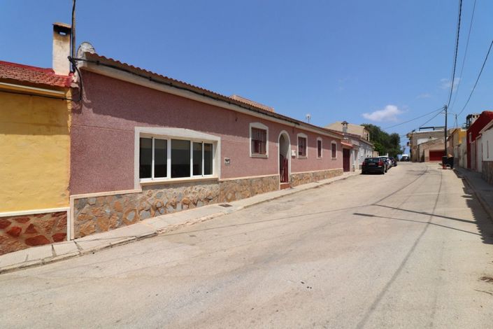 Image No.2-Villa de 4 chambres à vendre à Benijofar