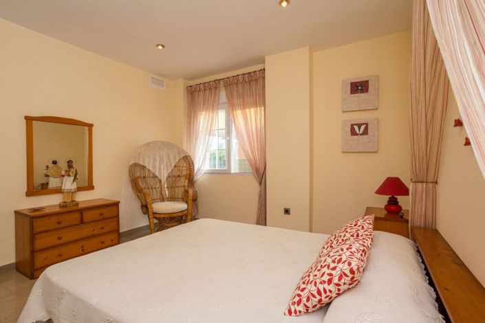 Image No.14-3 Bed Villa for sale