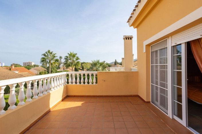 Image No.22-3 Bed Villa for sale