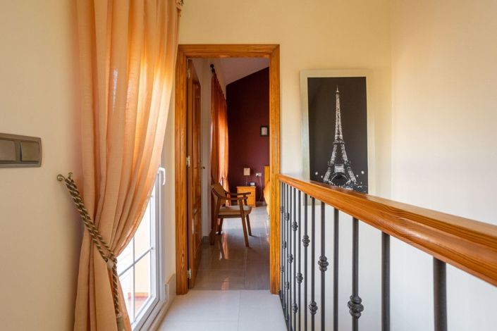 Image No.32-3 Bed Villa for sale