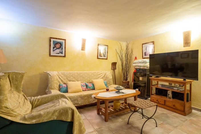 Image No.34-3 Bed Villa for sale