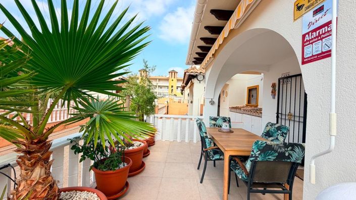 Image No.9-Villa de 2 chambres à vendre à Orihuela Costa