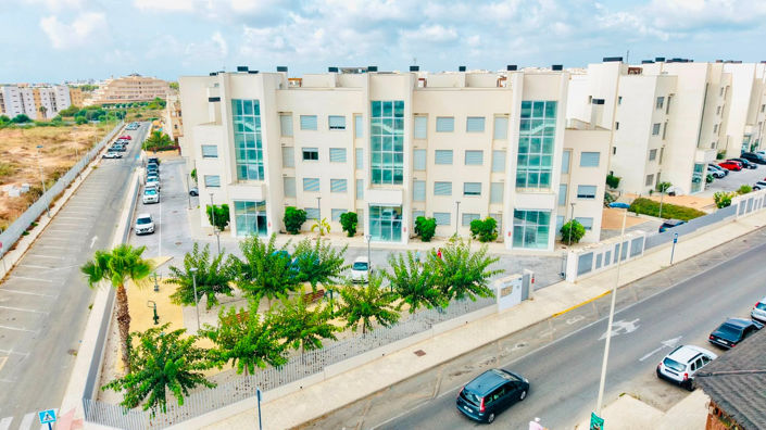 Image No.4-2 Bed Apartment for sale