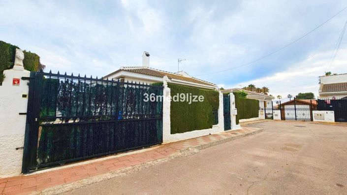 Image No.2-Villa de 3 chambres à vendre à Los Alcázares
