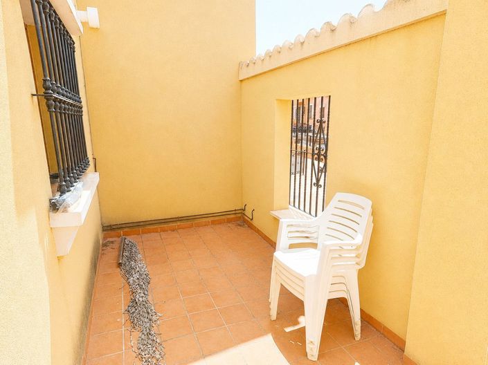 Image No.22-2 Bed Apartment for sale