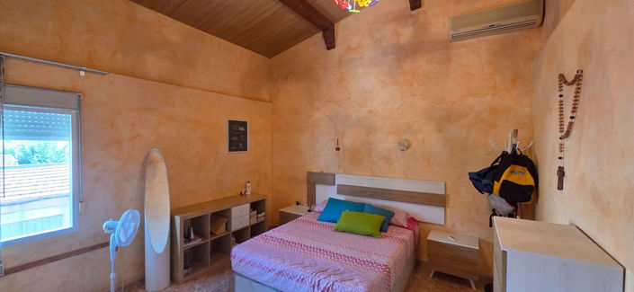 Image No.20-5 Bed Townhouse for sale
